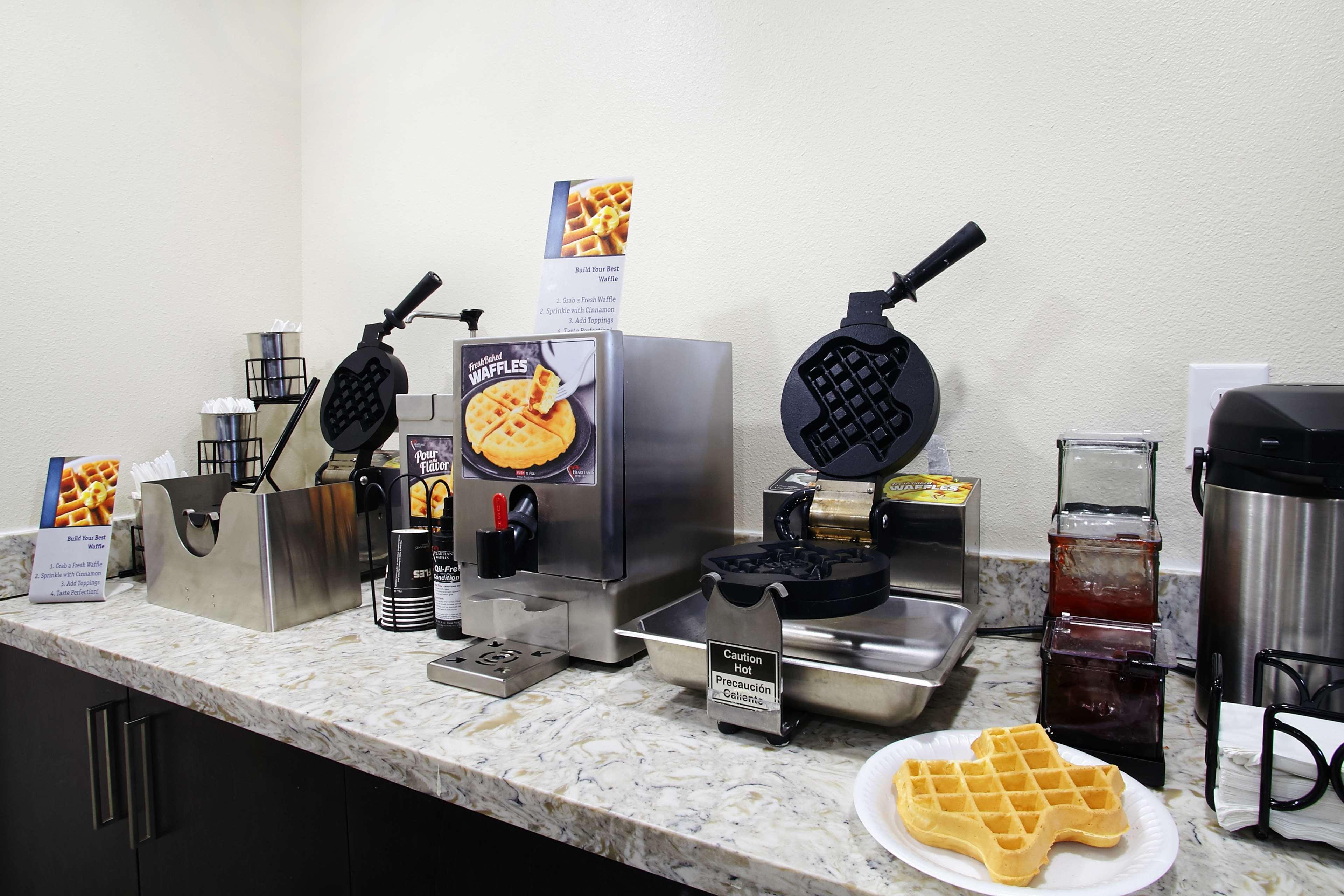 Best Western Plus Madison-Huntsville Hotel Esterno foto