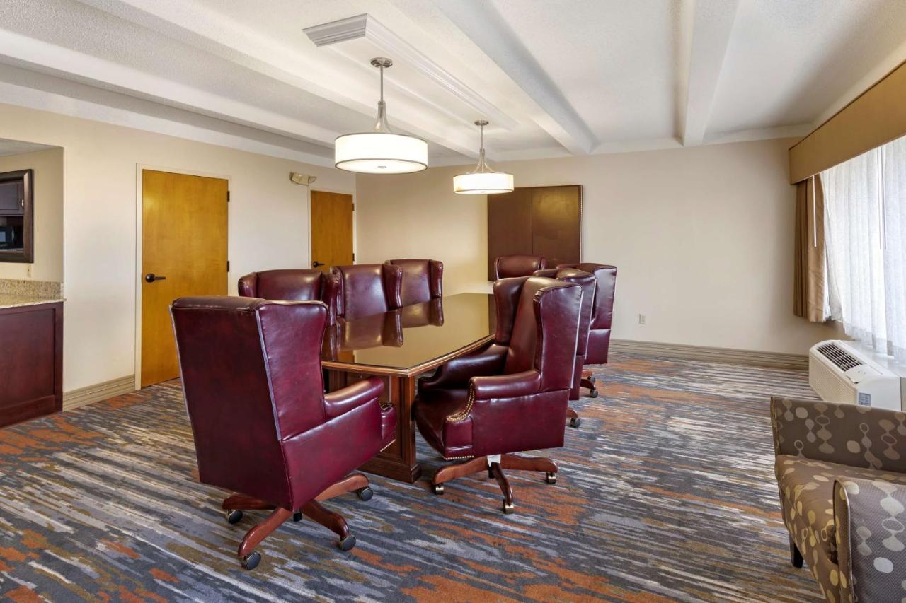 Best Western Plus Madison-Huntsville Hotel Esterno foto