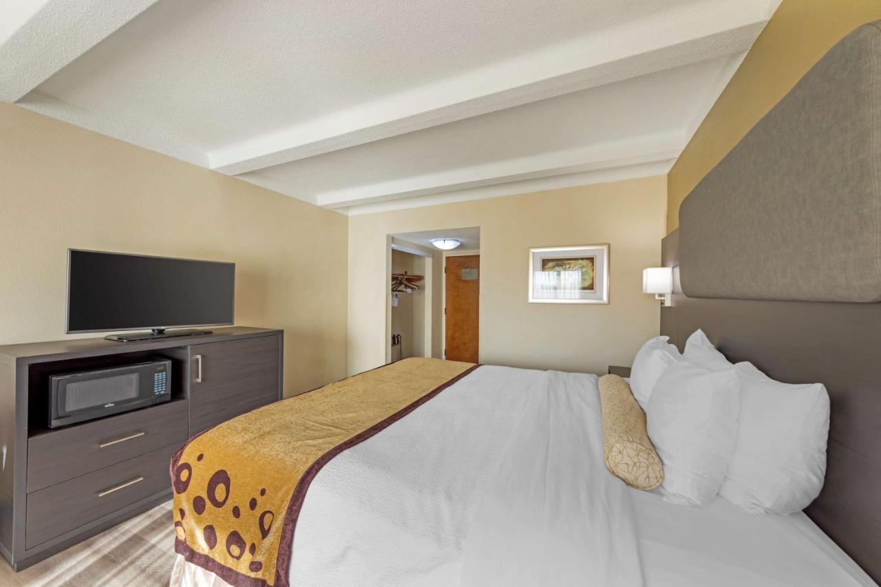 Best Western Plus Madison-Huntsville Hotel Esterno foto